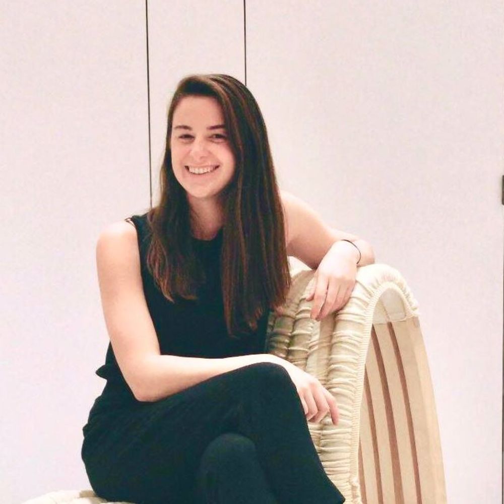 Meet your Posher, Kira